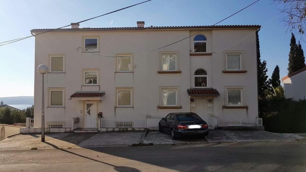 Apartment Zara Dramalj Eksteriør bilde