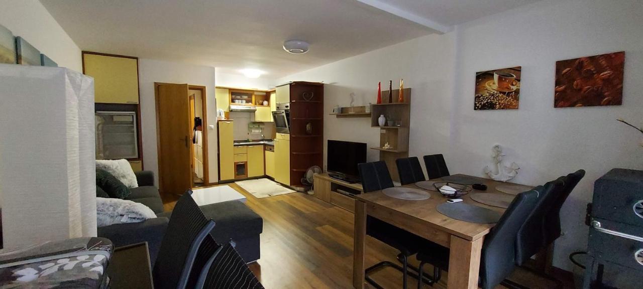 Apartment Zara Dramalj Eksteriør bilde